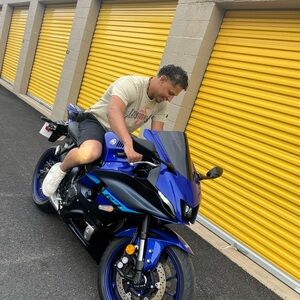 Meet your Posher, Jonathan